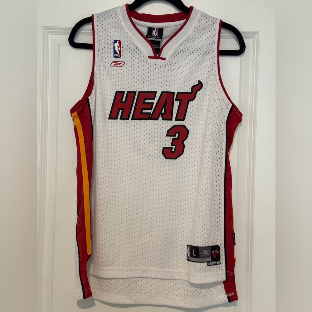 Reebok NBA Authentic Miami Heat Dwayne Wade #3  Youth Basketball Jersey Lg 14-16